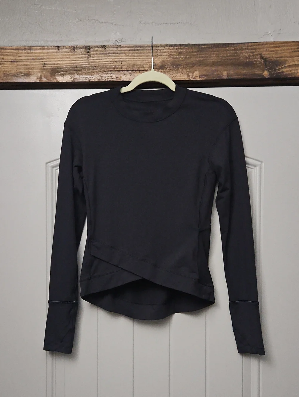 Lululemon Close to Crossing LS Black Rulu Running Top Crop Wrap Hem Women's XS